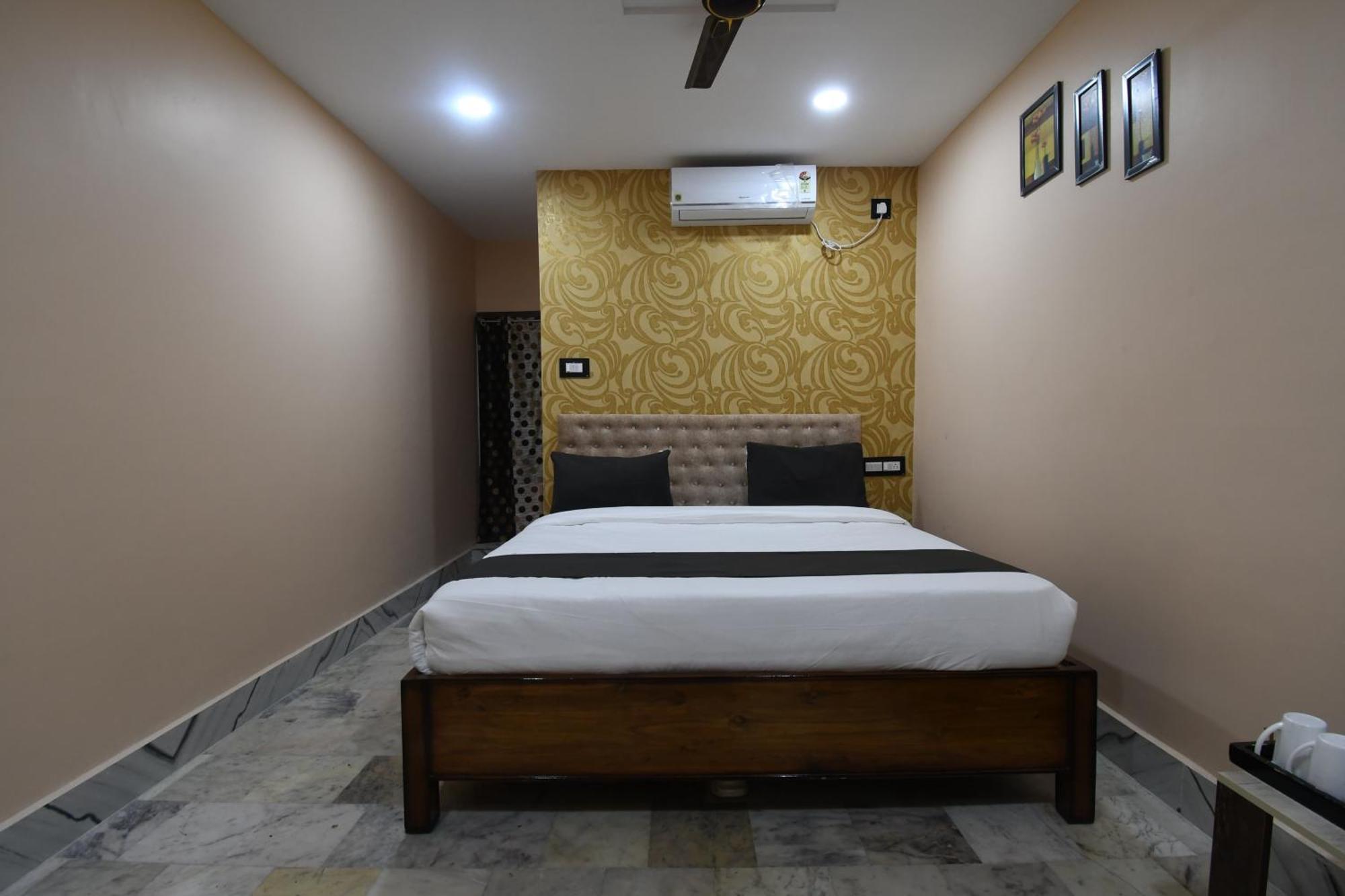 Hotel Silver Star Bhubaneswar Eksteriør bilde