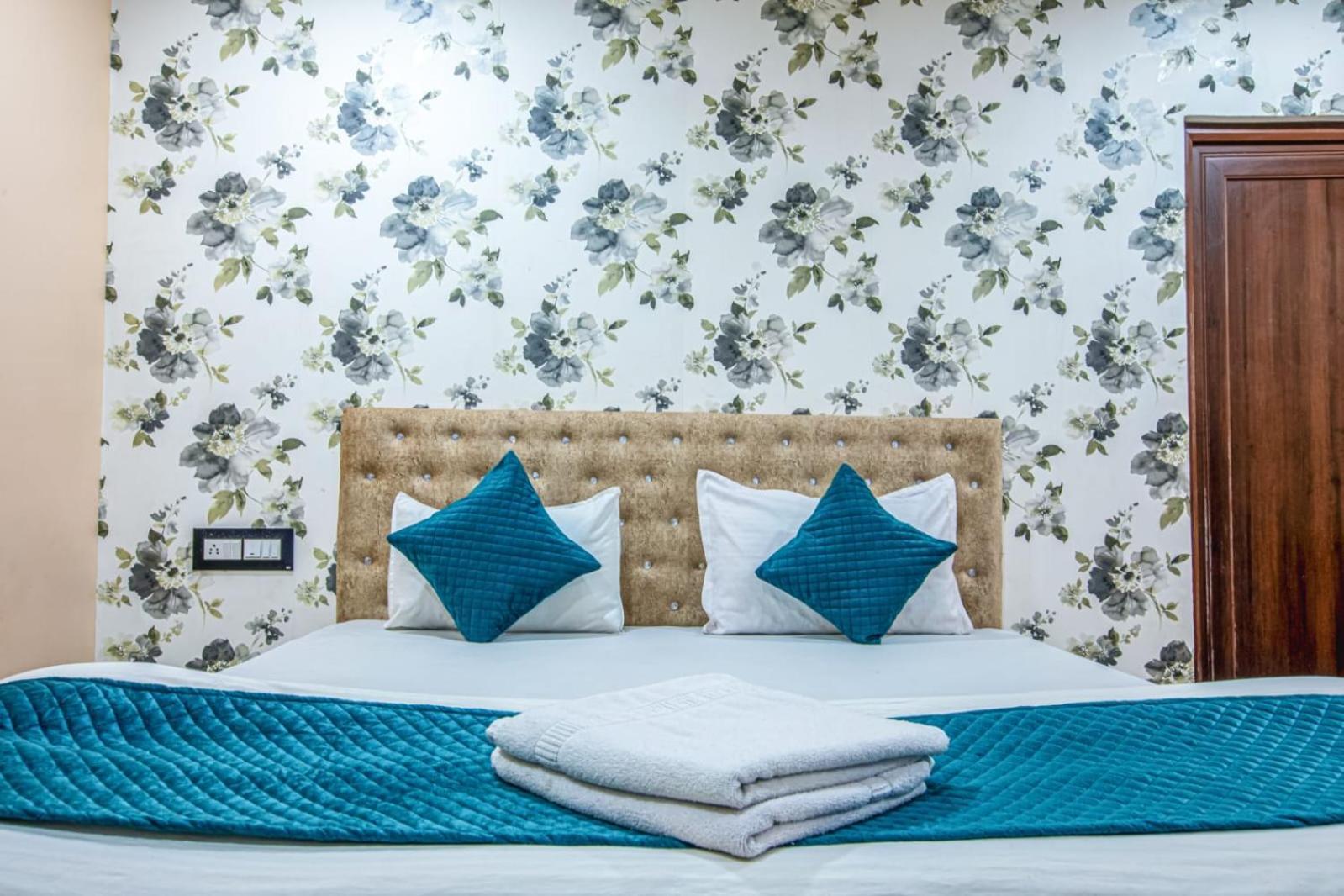 Hotel Silver Star Bhubaneswar Eksteriør bilde
